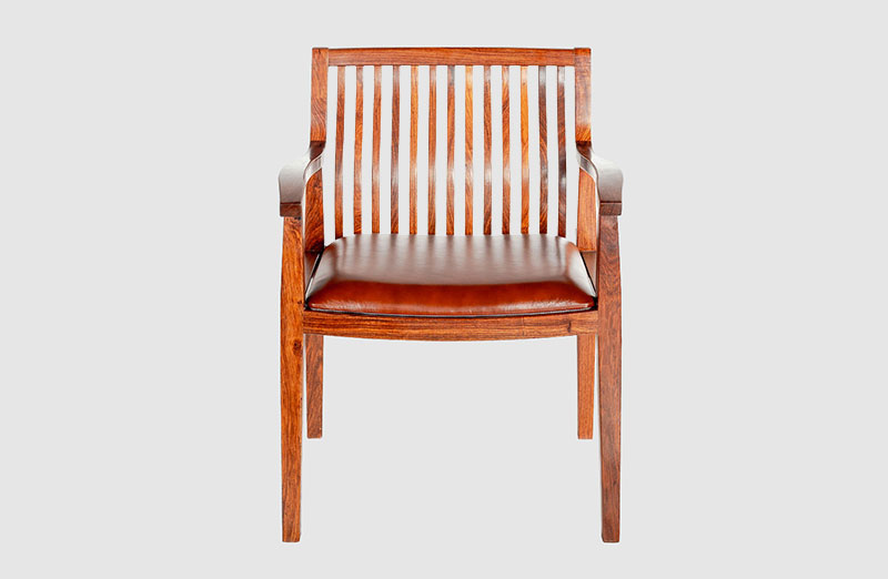 皇桐镇中式实木大方椅家具效果图